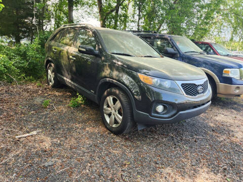 2013 Kia Sorento for sale at CRS 1 LLC in Lakewood NJ