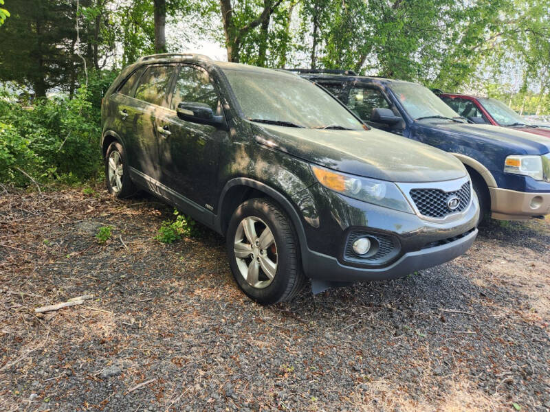 2013 Kia Sorento for sale at CRS 1 LLC in Lakewood NJ