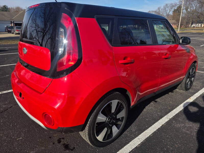2019 Kia Soul +