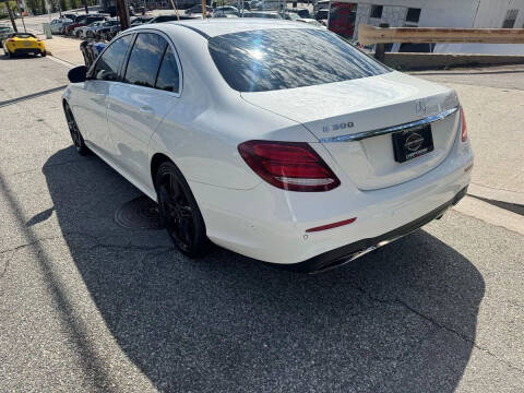 2018 Mercedes-Benz E-Class E 300