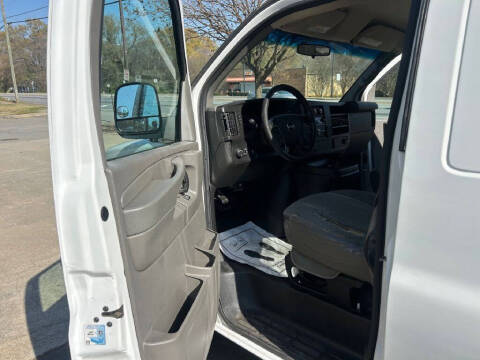 2015 GMC Savana 2500