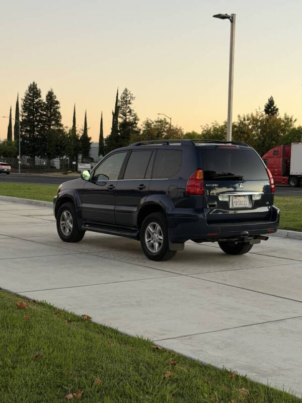 2004 Lexus GX 470