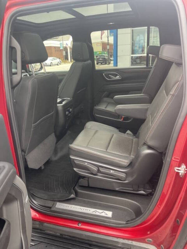 2024 Chevrolet Suburban High Country