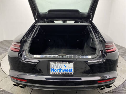 2017 Porsche Panamera 4S