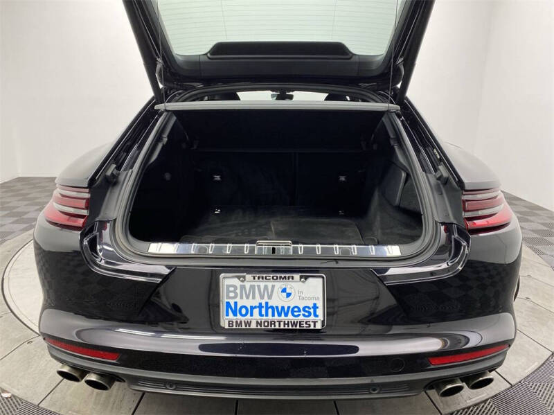 2017 Porsche Panamera 4S