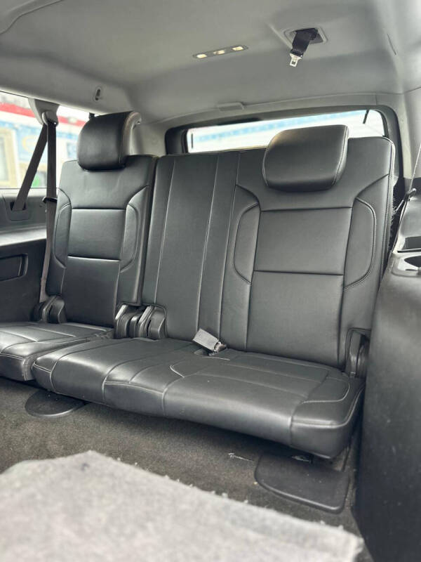 2017 Chevrolet Suburban LT