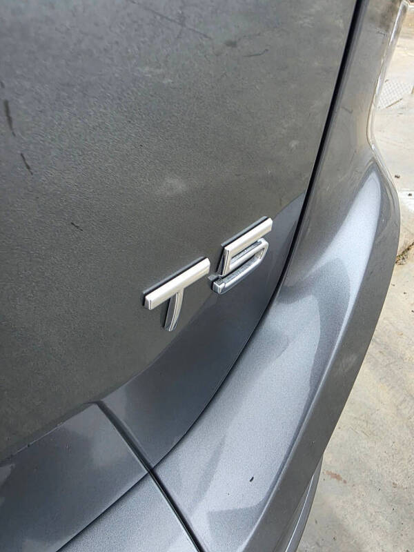 2016 Volvo XC60 T5 Drive-E Premier