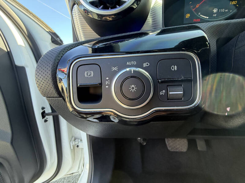 2022 Mercedes-Benz A-Class A 220