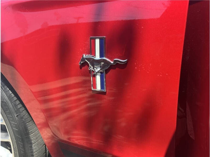 2013 Ford Mustang V6 Premium