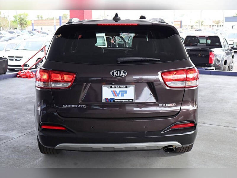 2016 Kia Sorento EX