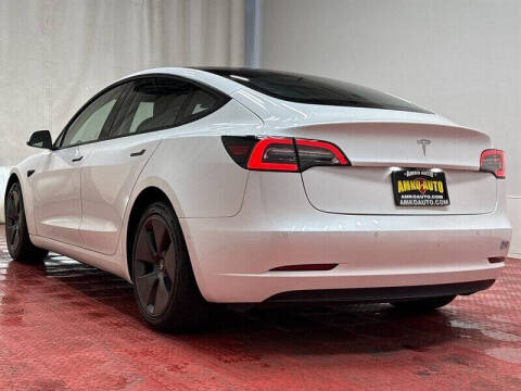 2021 Tesla Model 3 Standard Range Plus