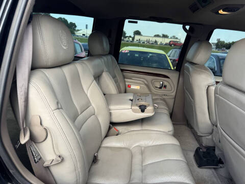2000 Cadillac Escalade