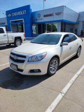 2013 Chevrolet Malibu for sale at Midway Auto Outlet in Kearney NE