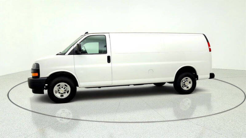 2024 Chevrolet Express 3500