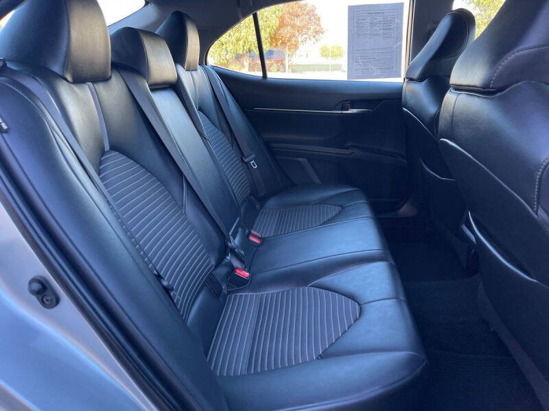 2018 Toyota Camry SE