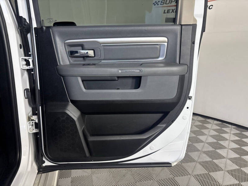 2019 RAM 1500 Classic SLT