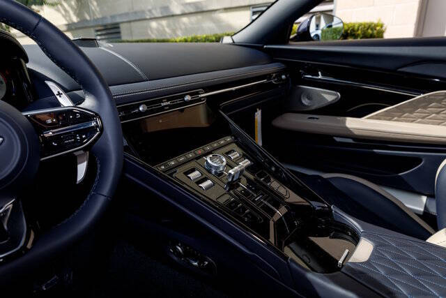 2026 Aston Martin DB12 V8