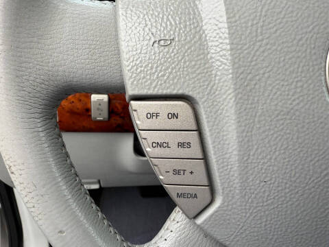 2004 Lincoln Navigator Luxury