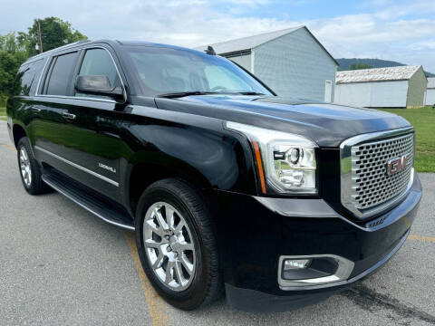 2017 GMC Yukon XL for sale at CAR TRADE in Slatington PA