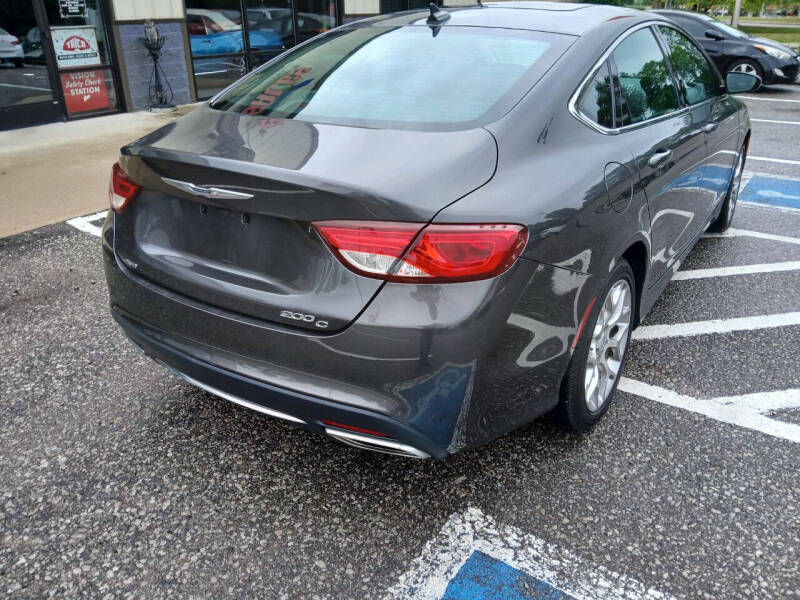 2015 Chrysler 200 C