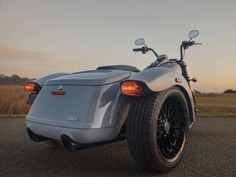 2024 Harley-Davidson Freewheeler