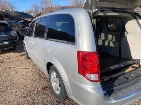 2011 Dodge Grand Caravan Crew