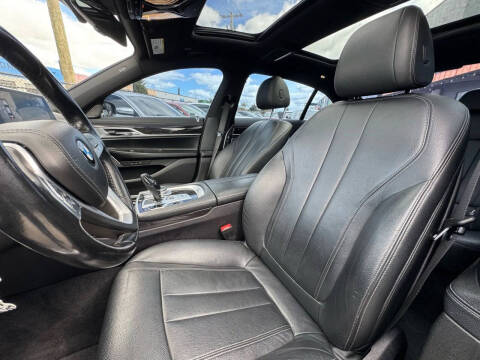 2019 BMW 7 Series 740i