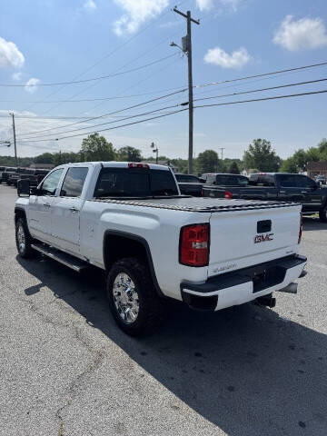 2017 GMC Sierra 2500HD Denali