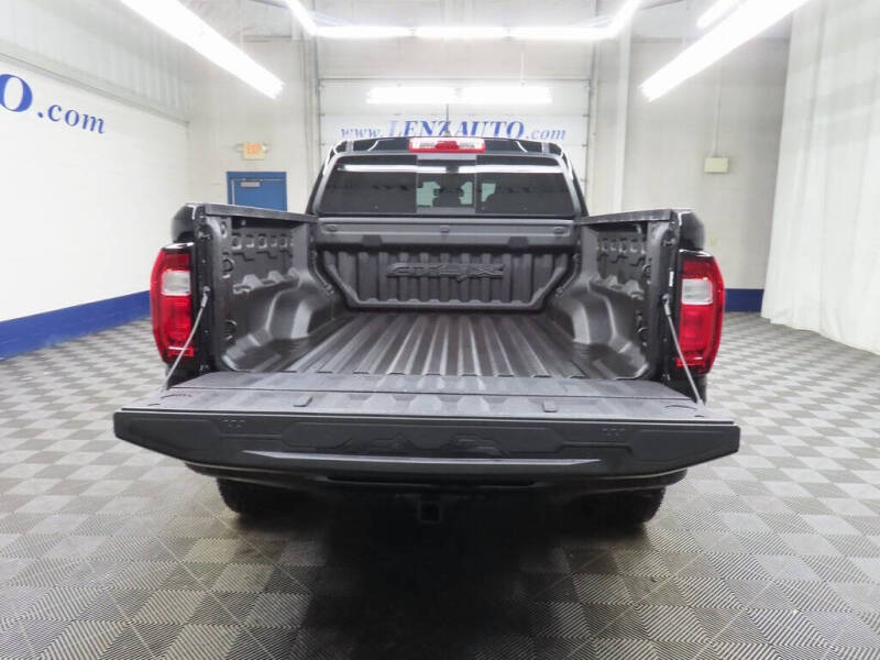 2024 GMC Canyon AT4X