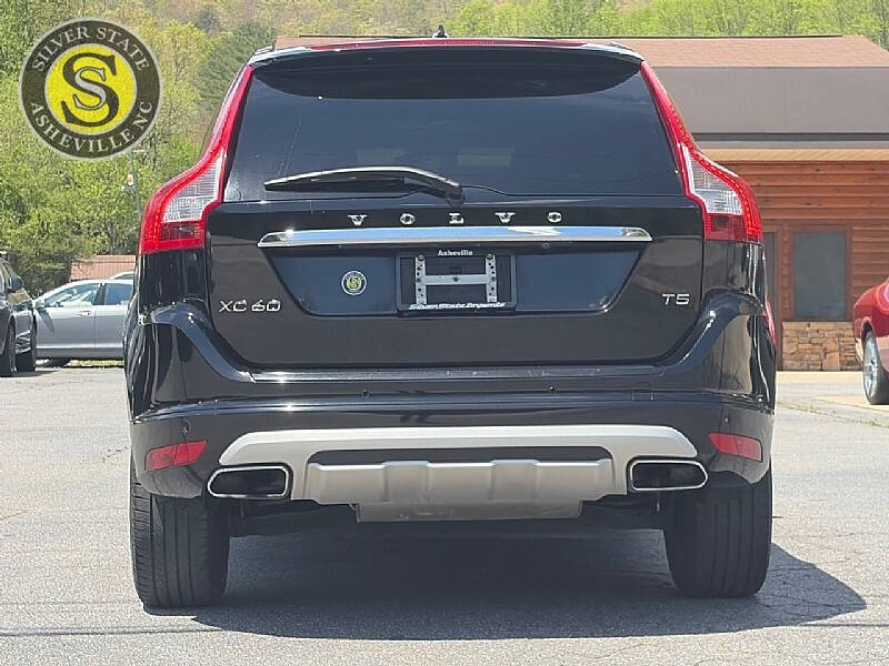 2017 Volvo XC60 T5 Dynamic