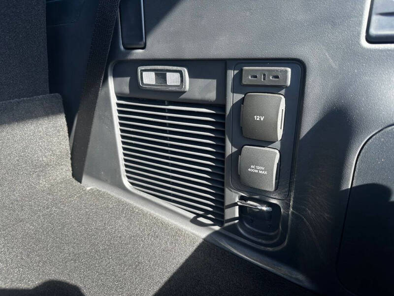 2025 Ford Expedition King Ranch