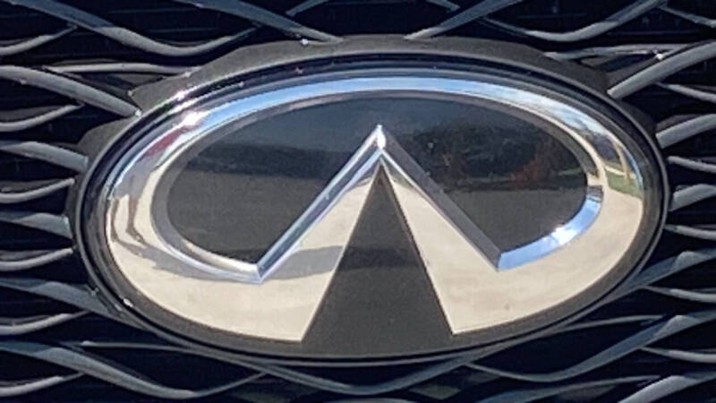 2019 Infiniti QX30 Pure