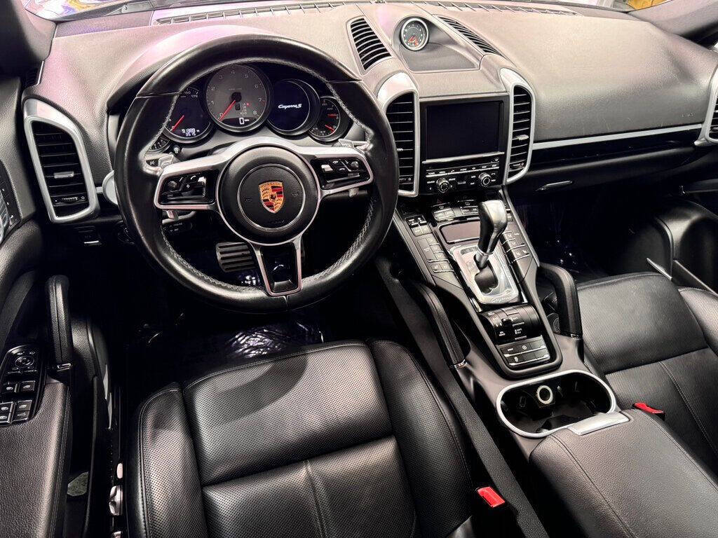 2016 Porsche Cayenne for sale at Conway Imports in   Streamwood, IL