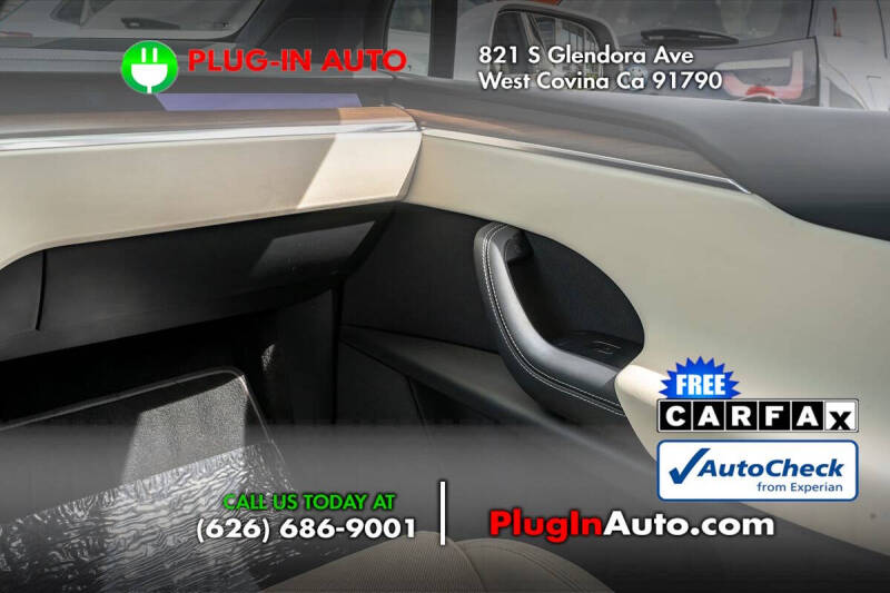 2023 Tesla Model X Standard Range