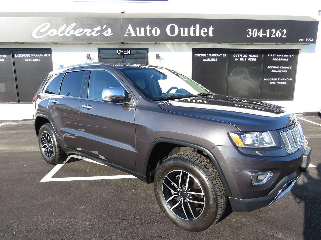 2014 Jeep Grand Cherokee for sale at Colbert's Auto Outlet in Hickory, NC