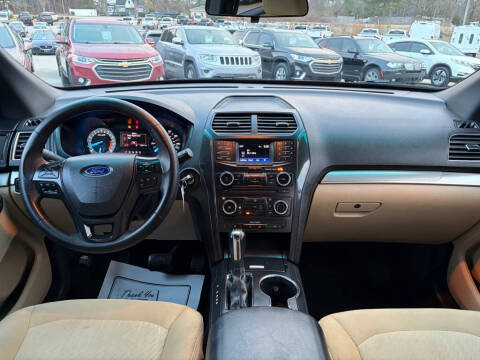 2016 Ford Explorer