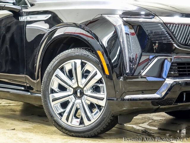 2025 Cadillac Escalade IQ Luxury 1