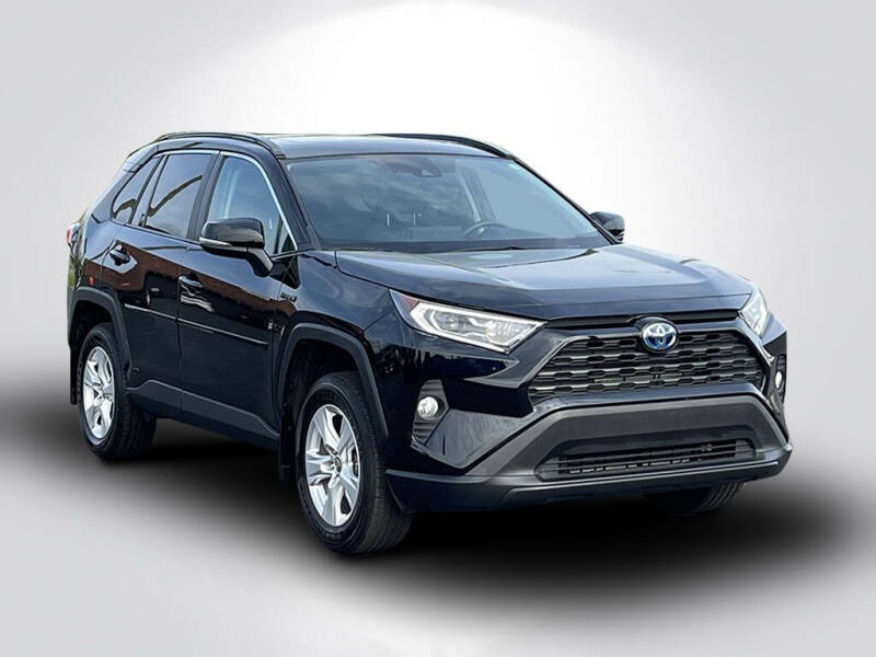 2021 Toyota RAV4 Hybrid XLE