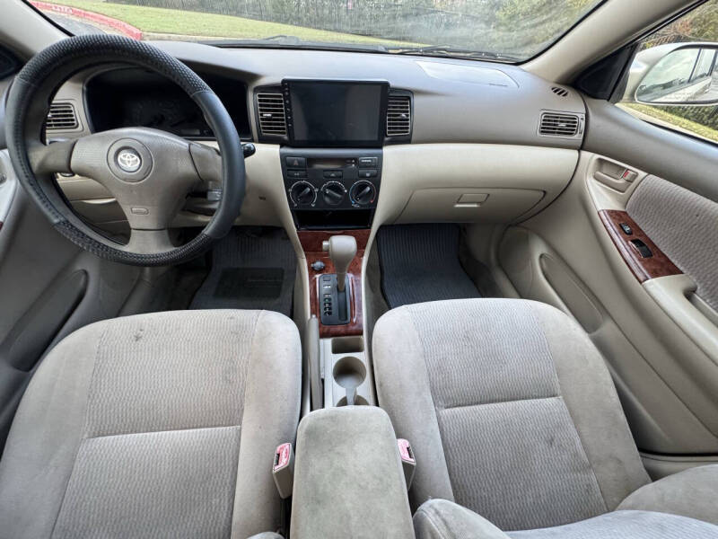 2005 Toyota Corolla LE