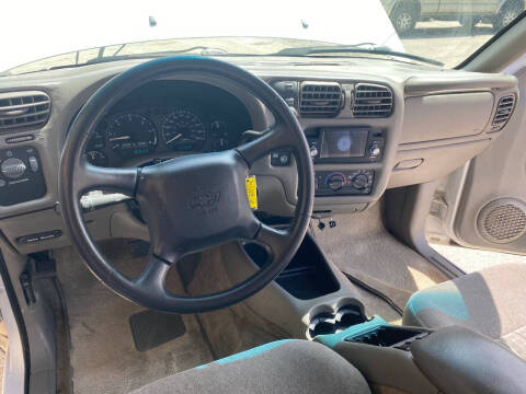 2002 Chevrolet Blazer LS