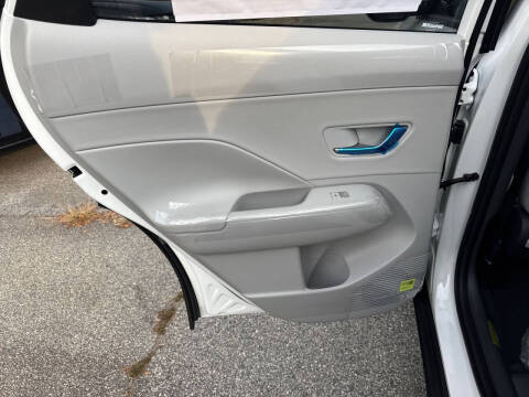 2026 Hyundai Kona SEL Premium