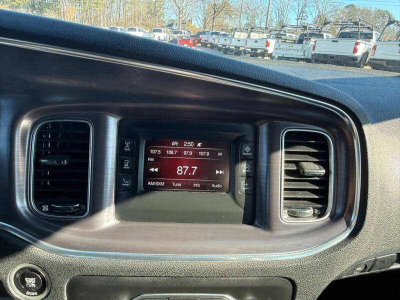 2015 Dodge Charger SE