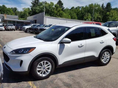 2020 Ford Escape SE
