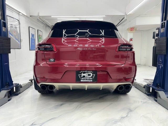 2015 Porsche Macan Turbo