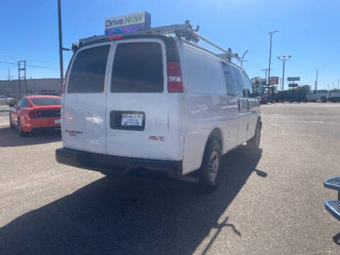 2017 GMC Savana 2500