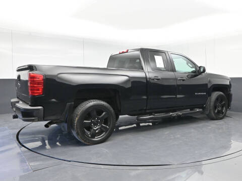 2017 Chevrolet Silverado 1500 Custom
