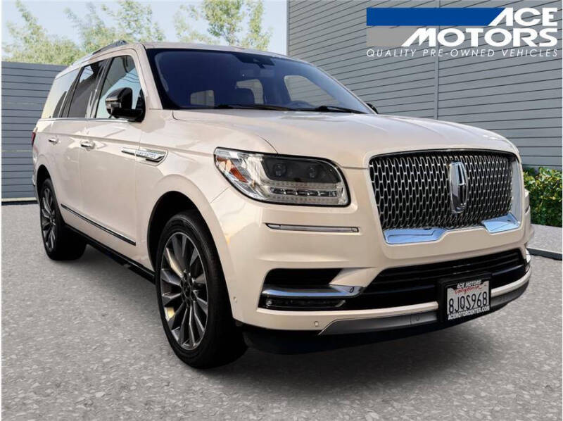 2019 Lincoln Navigator Select