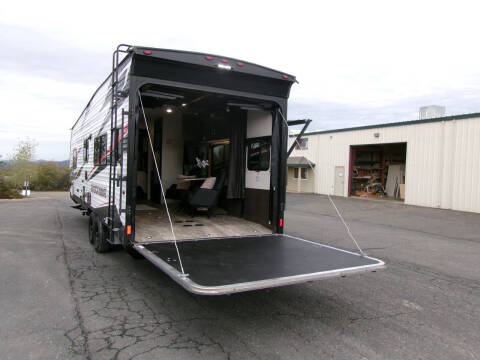 2019 Forest River Shockwave 25rqmx