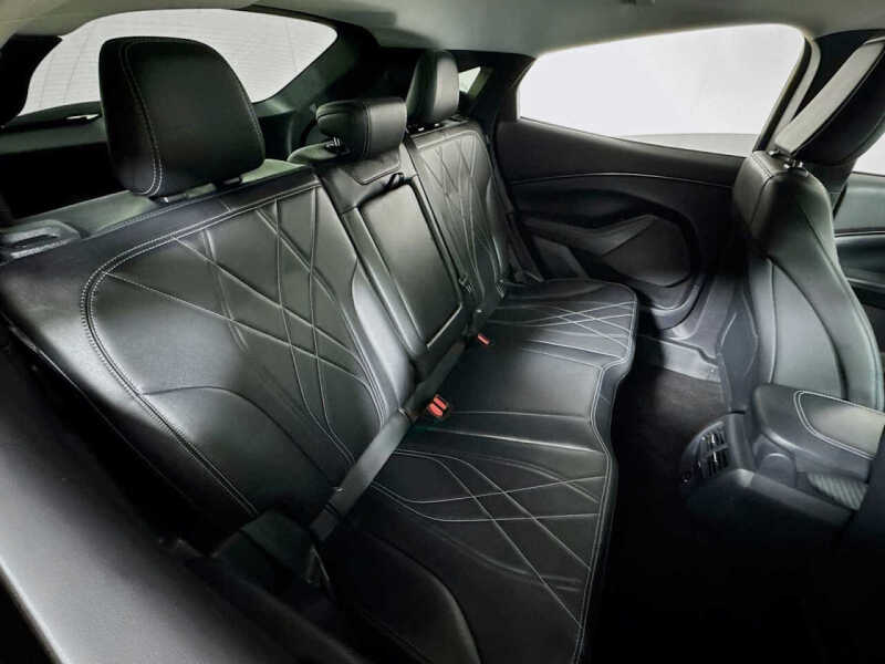 2022 Ford Mustang Mach-E Select