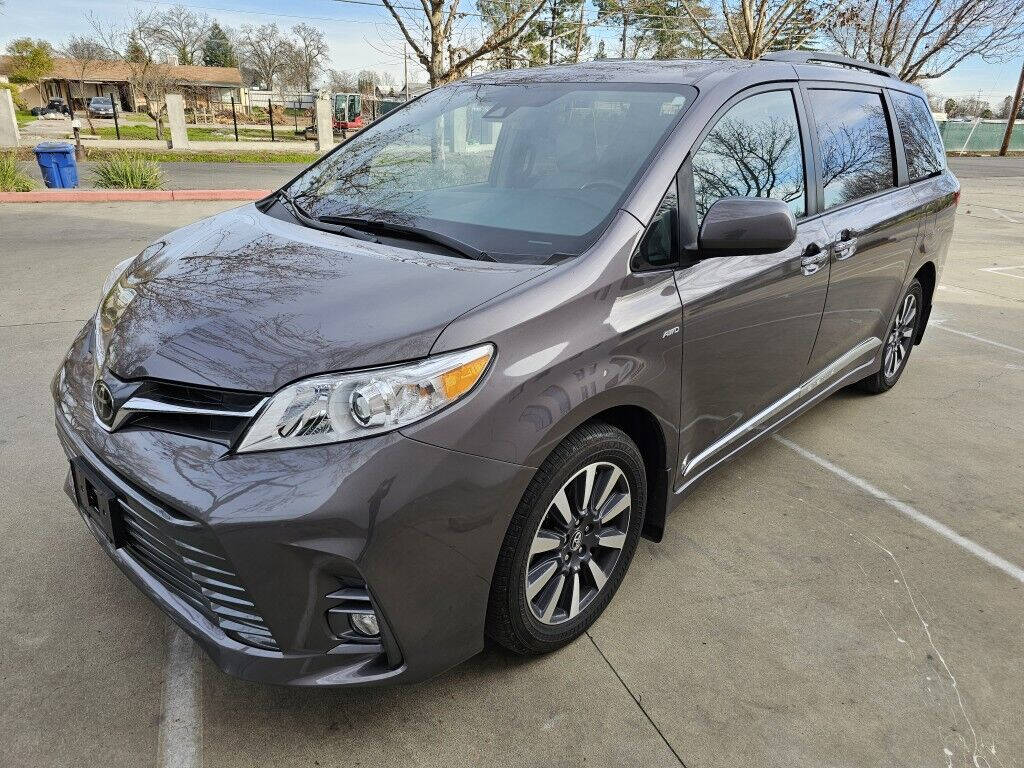 2019 Toyota Sienna For Sale